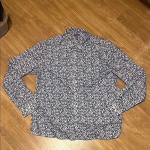 Van Heusen Navy and White Floral Shirt like new